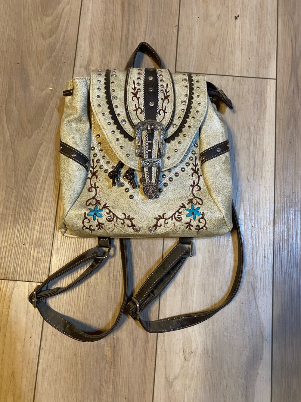 Zelris Western Women Buckle Drawstring Mini Backpack